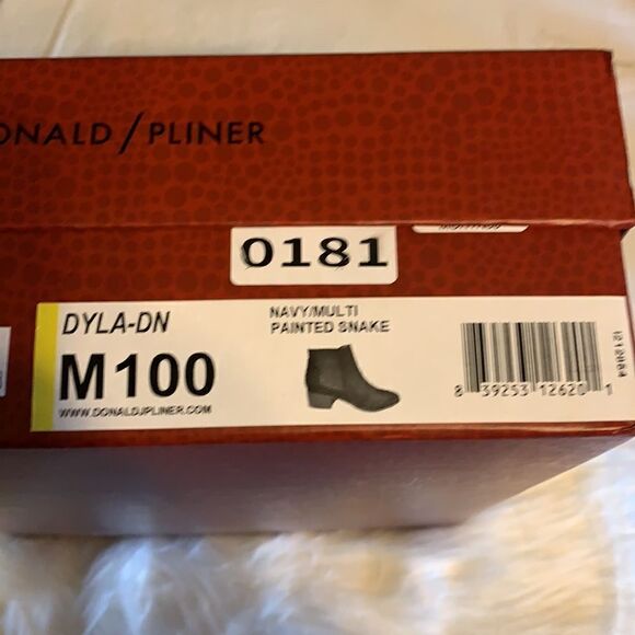 Donald Pliner Genuine Leather Snake-Print Dyla Bootie, Size 10 - Picture 11 of 13